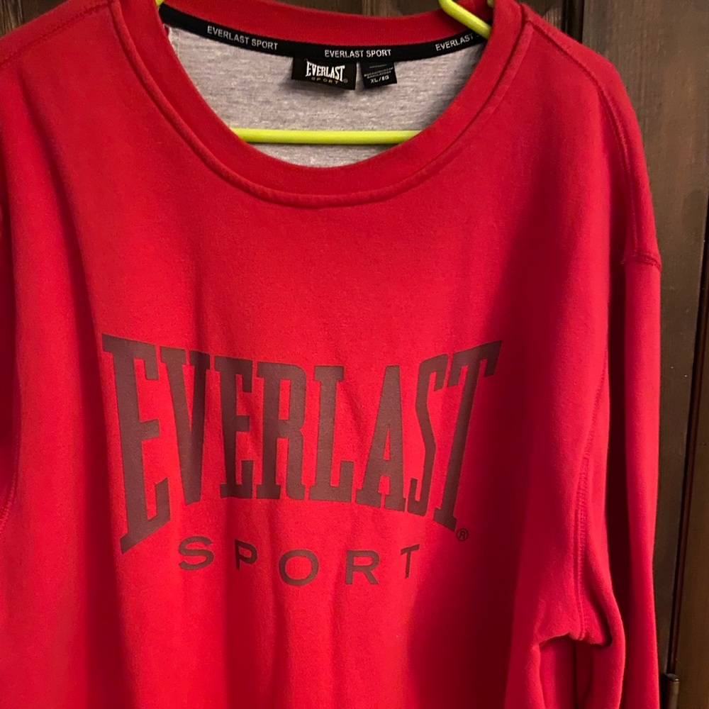 Men’s sweatshirt